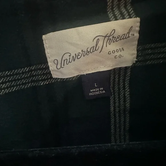 Green Plaid Button-Up Flannel Shirt - Picture 4 of 5